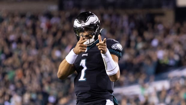 Eagles quarterback Jalen Hurts celebrates a touchdown.